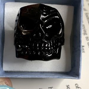 Skull ring